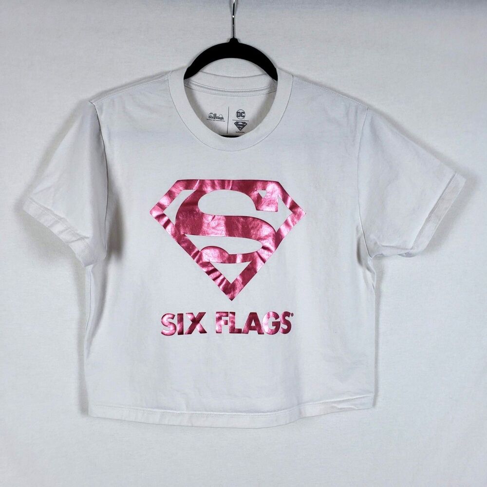 Six Flags Supergirl T-Shirt Womens M Cropped DC Comics Cotton Short Sleeve
